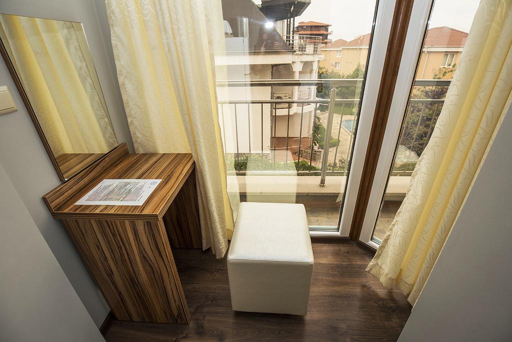 Jbh Hotel Sveti Vlas Luaran gambar